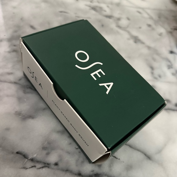 OSEA Plant-based brush - Picture 3 of 5